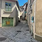 Le Douillet - The Snug-couples Retreat *