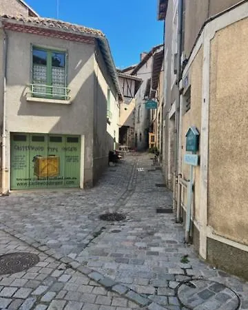 Le Douillet - The Snug-couples Retreat *
