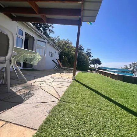 Le Douillet - The Snug-couples Retreat بيت للعطل *